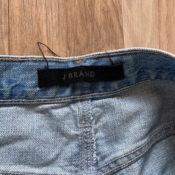 J Brand pleated peg jean size 32 - Picture 6 of 16